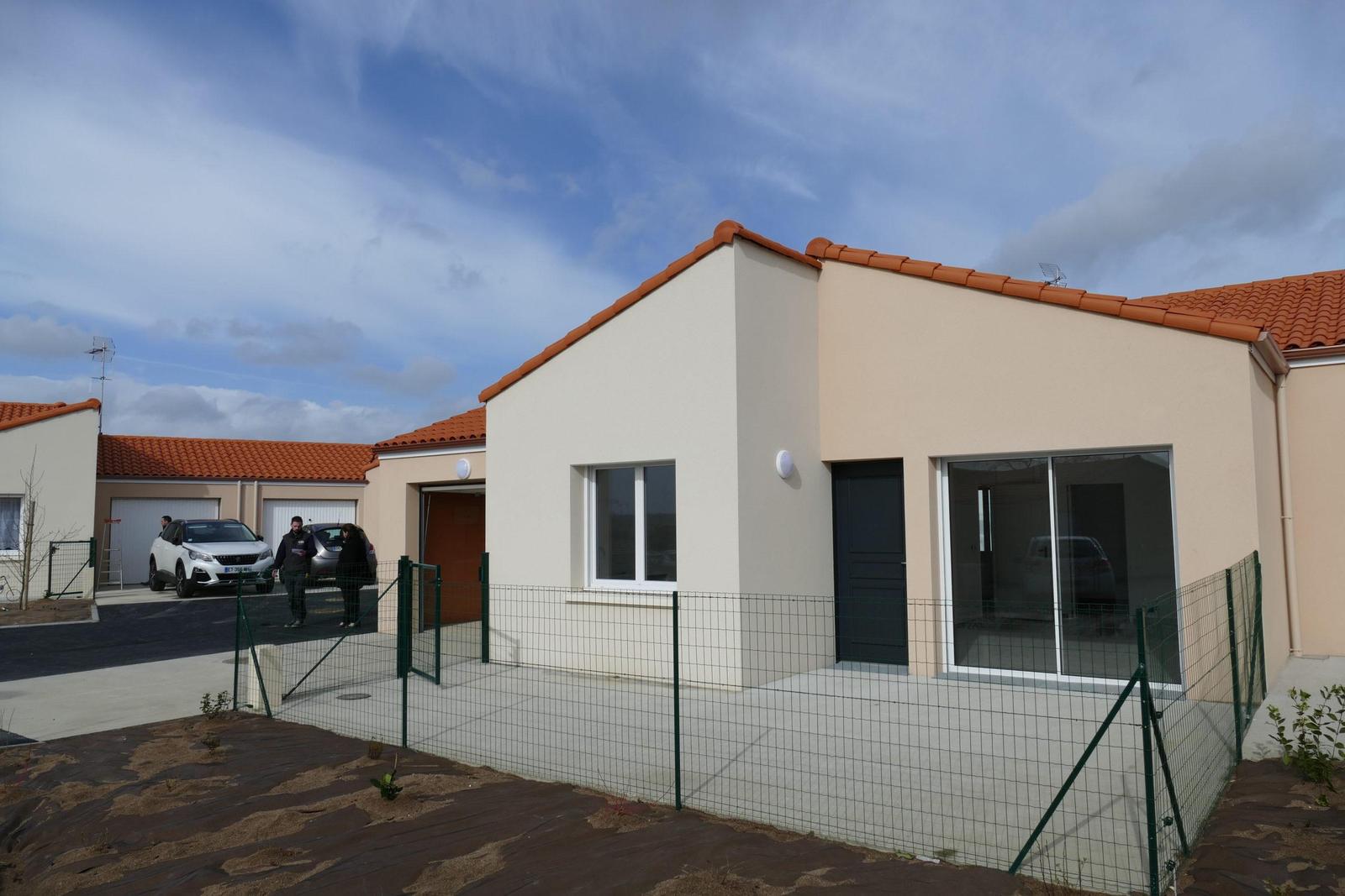 remise cles Vihiers2