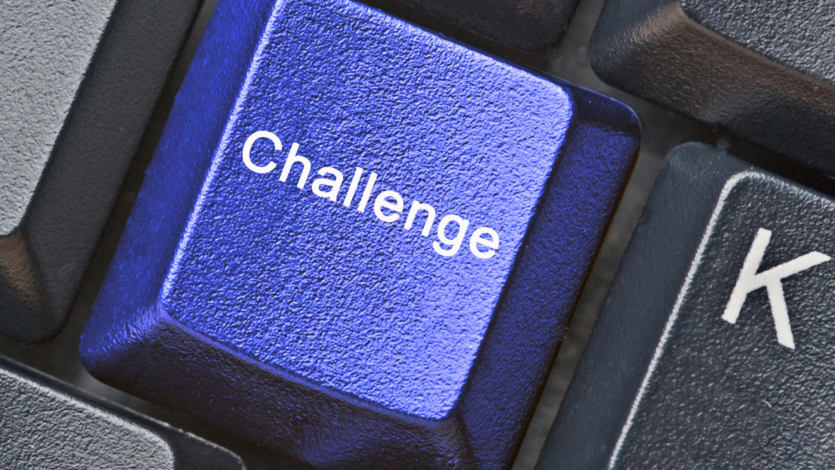 Touche de clavier avec inscrit "Challenge" sur une touche