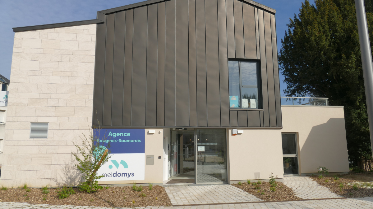 Vue extérieur de la nouvelle agence de Doué-la-Fontaine